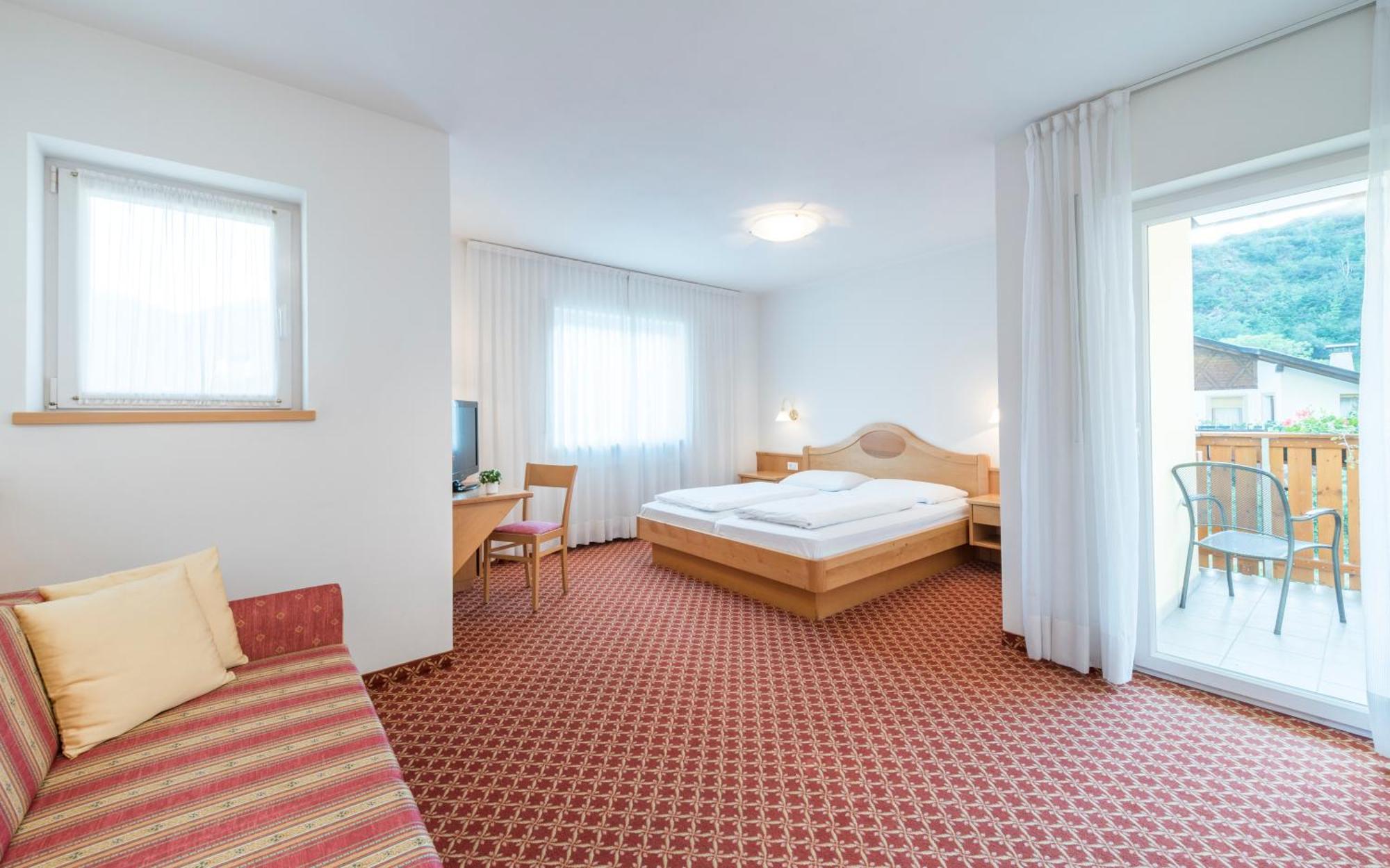 Saldur Small Active Hotel Sluderno Exterior photo